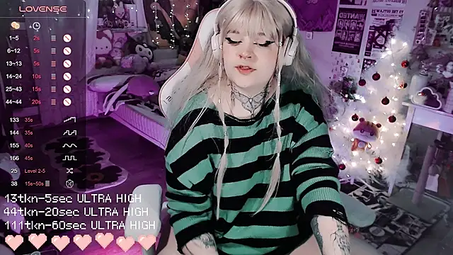 noori  hope online show from 12/22/25, 09:01