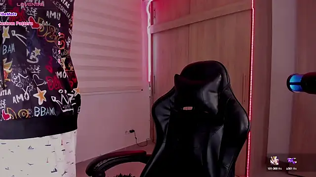 aldrinwhite online show from 01/29/25, 03:04