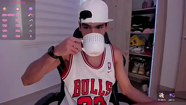 aldrinwhite online show from 02/20/25, 03:08