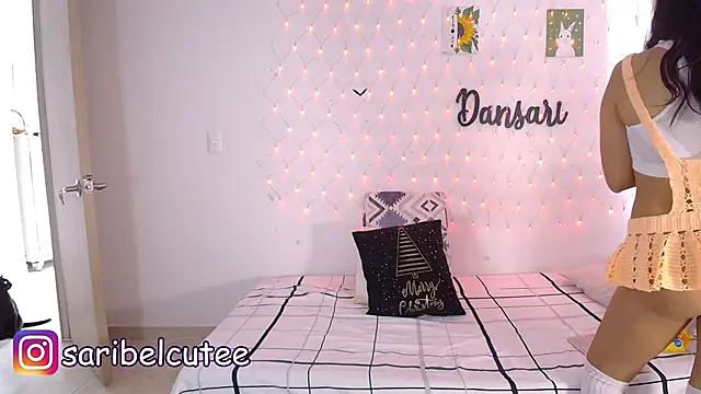 saribelcute online show from 12/16/24, 03:00