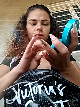 Mommy-Hot online show from 03/12/25, 01:30