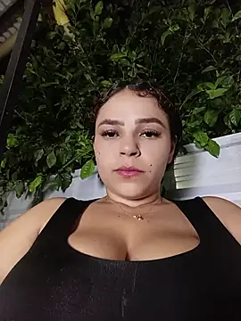 Snapshot of Mommy-Hot chatting on 07/09/26, 02:15 Mommy-Hot online show from 07/09/26, 02:15
