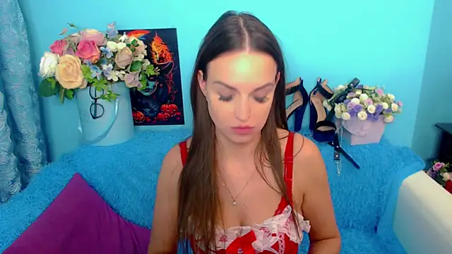 Snapshot of LindaaLu chatting on 12/09/24, 10:00 LindaaLu online show from 12/09/24, 10:00