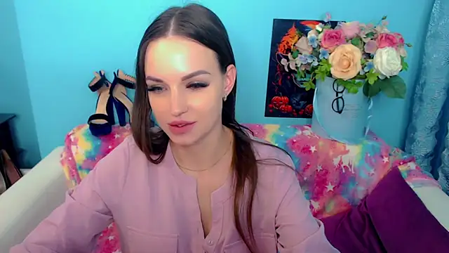 Snapshot of LindaaLu chatting on 02/28/25, 07:15 LindaaLu online show from 02/28/25, 07:15