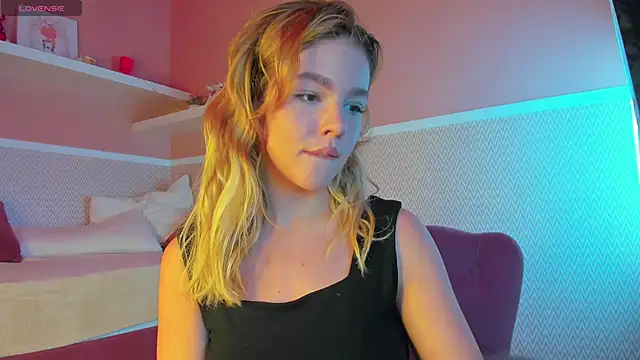 Anna Robinson online show from 01/25/25, 01:10