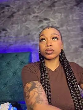 Melany Williams online show from 03/09/26, 01:04