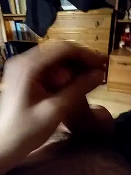 Snapshot of demoniczny82 chatting on 03/09/25, 08:31 demoniczny82 online show from 03/09/25, 08:31