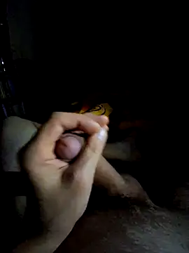 Snapshot of demoniczny82 chatting on 10/29/25, 09:49 demoniczny82 online show from 10/29/25, 09:49