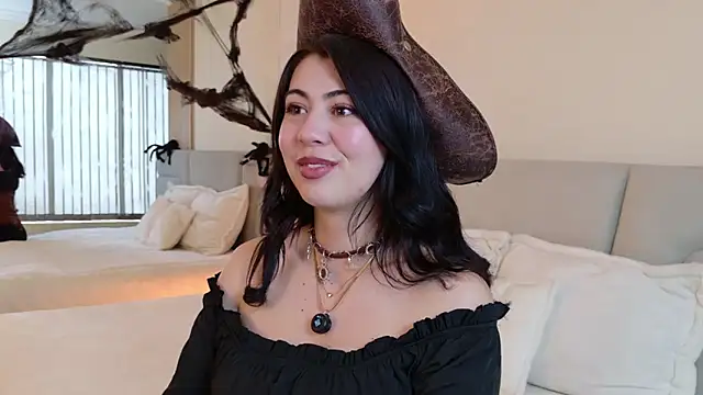 Zoe Benson online show from 10/29/25, 01:13