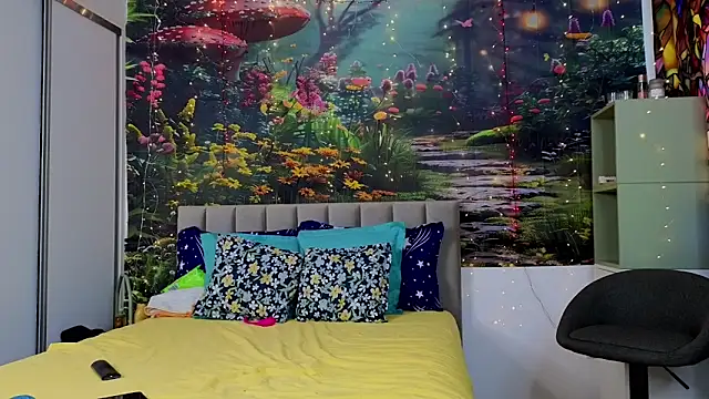 MadameDeFeu online show from 01/15/25, 07:59