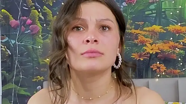 MadameDeFeu online show from 02/14/25, 12:14