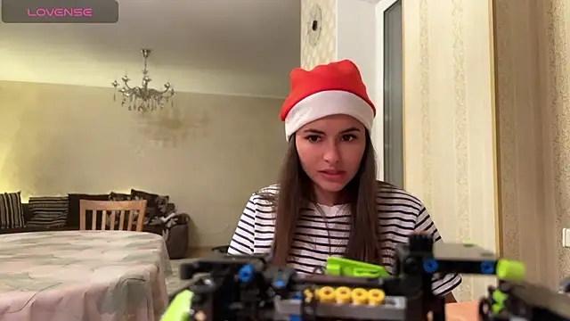 AmiCumOn online show from 12/25/24, 03:17