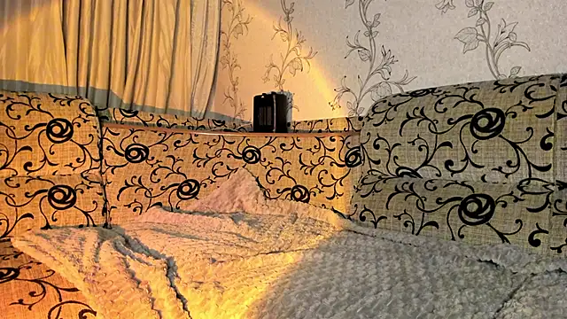 insanely-sweet online show from 01/03/25, 05:53