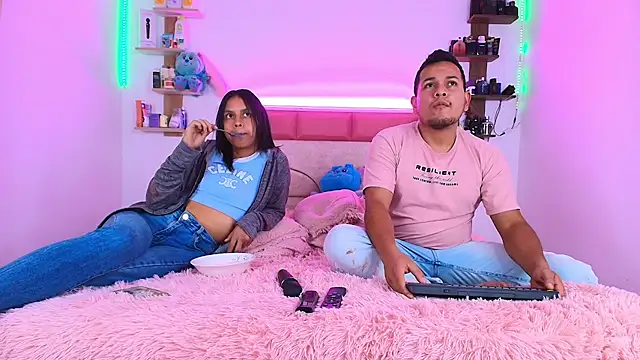 KattiaRose online show from 03/11/25, 03:05