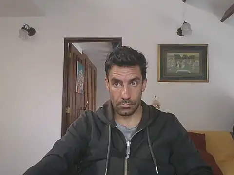 elkike1980 online show from 05/06/26, 02:33