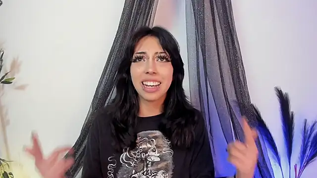 Nyx nayla online show from 03/22/25, 07:04