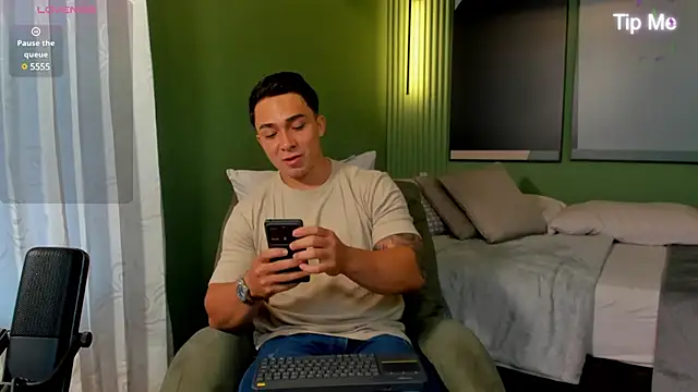 Ryan Hunt online show from 01/17/25, 05:08