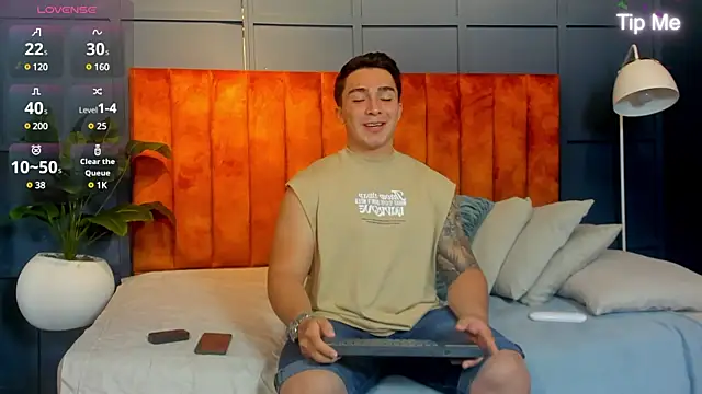 Ryan Hunt online show from 01/25/25, 07:17