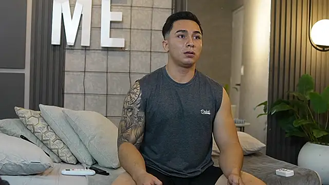 Ryan Hunt online show from 03/04/25, 02:53