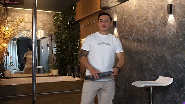 Ryan Hunt online show from 11/20/25, 12:27