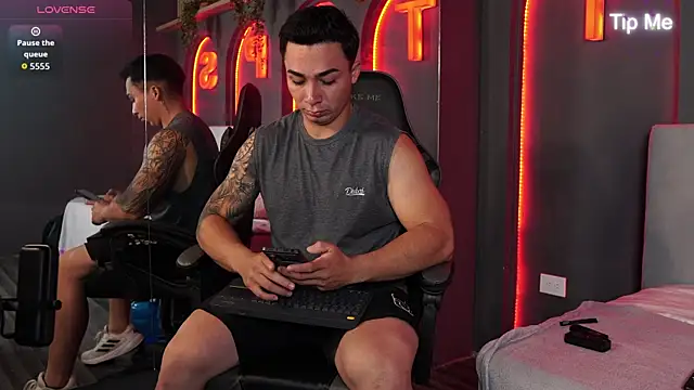 Ryan Hunt online show from 12/17/25, 12:33