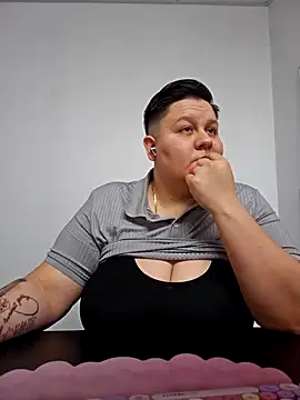 DevilDahm online show from 02/18/25, 05:42