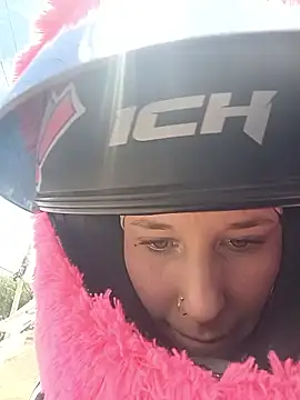 RubyEmerald online show from 04/07/26, 04:18