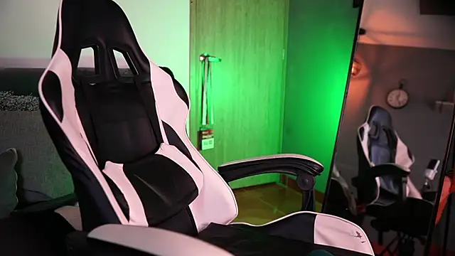 jaxon colton online show from 03/21/25, 04:39