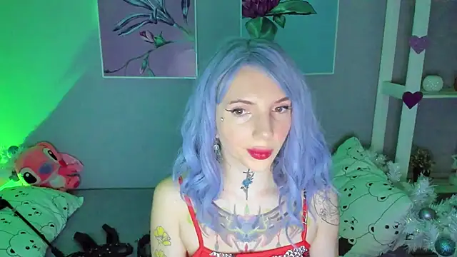 Snapshot of AnneTenet chatting on 12/21/24, 06:09 AnneTenet online show from 12/21/24, 06:09