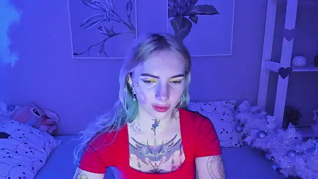 Snapshot of AnneTenet chatting on 12/22/24, 06:06 AnneTenet online show from 12/22/24, 06:06