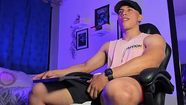 ThomsEvery  online show from 09/10/25, 03:28