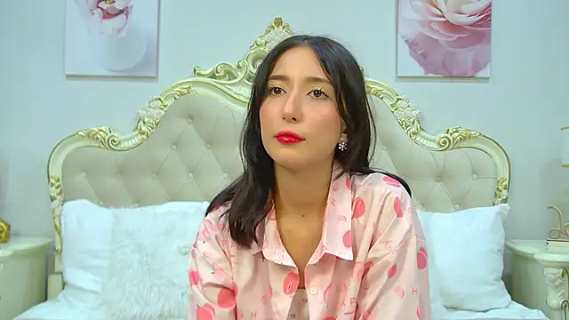 NicoleLimp online show from 01/14/25, 09:20