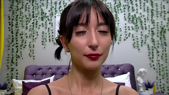 NicoleLimp online show from 02/17/25, 04:26