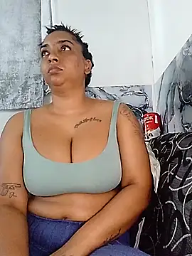 GORGEOUSLIPS online show from 12/04/25, 11:41