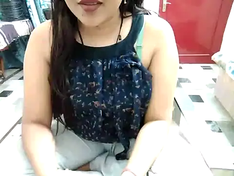 aarushi sharmaa online show from 03/16/25, 05:17