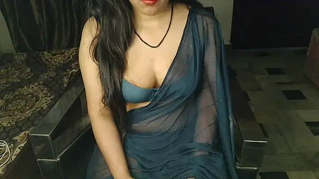 aarushi sharmaa online show from 04/03/26, 02:09