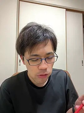 Snapshot of ryusei18570 chatting on 12/26/24, 02:27 ryusei18570 online show from 12/26/24, 02:27