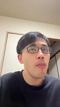 Snapshot of ryusei18570 chatting on 10/07/25, 12:35 ryusei18570 online show from 10/07/25, 12:35