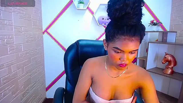 Melody Stan online show from 10/10/25, 05:34