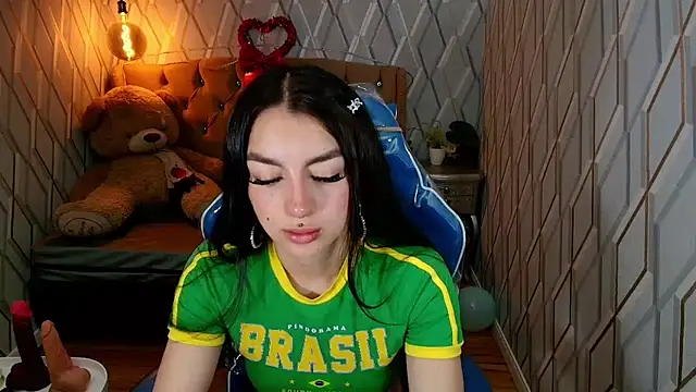 Angelchristix online show from 02/04/26, 02:45