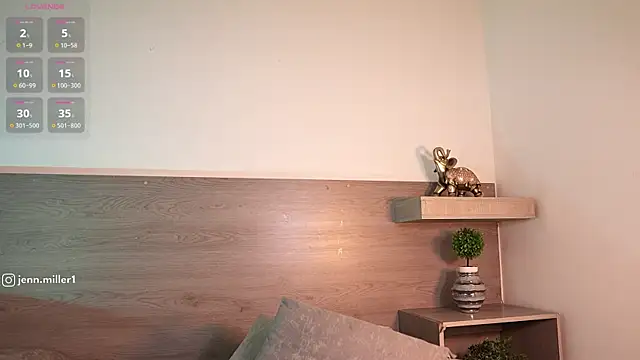 Jennmiiller  online show from 06/03/26, 02:33