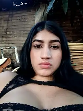 Snapshot of Julix_A chatting on 09/14/25, 10:20 Julix A online show from 09/14/25, 10:20