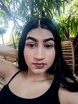 Snapshot of Julix_A chatting on 03/01/26, 05:37 Julix A online show from 03/01/26, 05:37