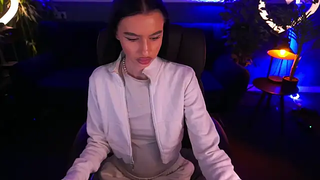 Snow WhiteeeX online show from 01/29/25, 06:01