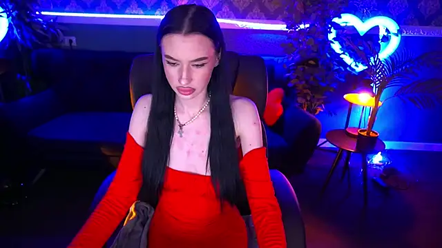 Snow WhiteeeX online show from 02/02/25, 07:46