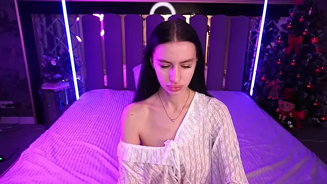 Snow WhiteeeX online show from 01/11/26, 06:40