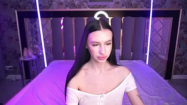 Snow WhiteeeX online show from 03/22/26, 06:39