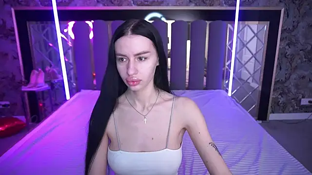 Snow WhiteeeX online show from 04/05/26, 05:37