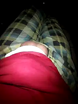 Snapshot of reelciii21 chatting on 01/10/25, 03:06 reelciii21 online show from 01/10/25, 03:06