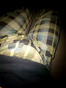 Snapshot of reelciii21 chatting on 01/29/25, 07:32 reelciii21 online show from 01/29/25, 07:32